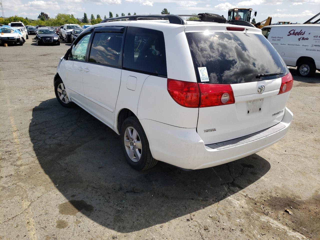Photo 3 from auction – 2009 TOYOTA SIENNA VAN with VIN 5TDZK23C19S230398