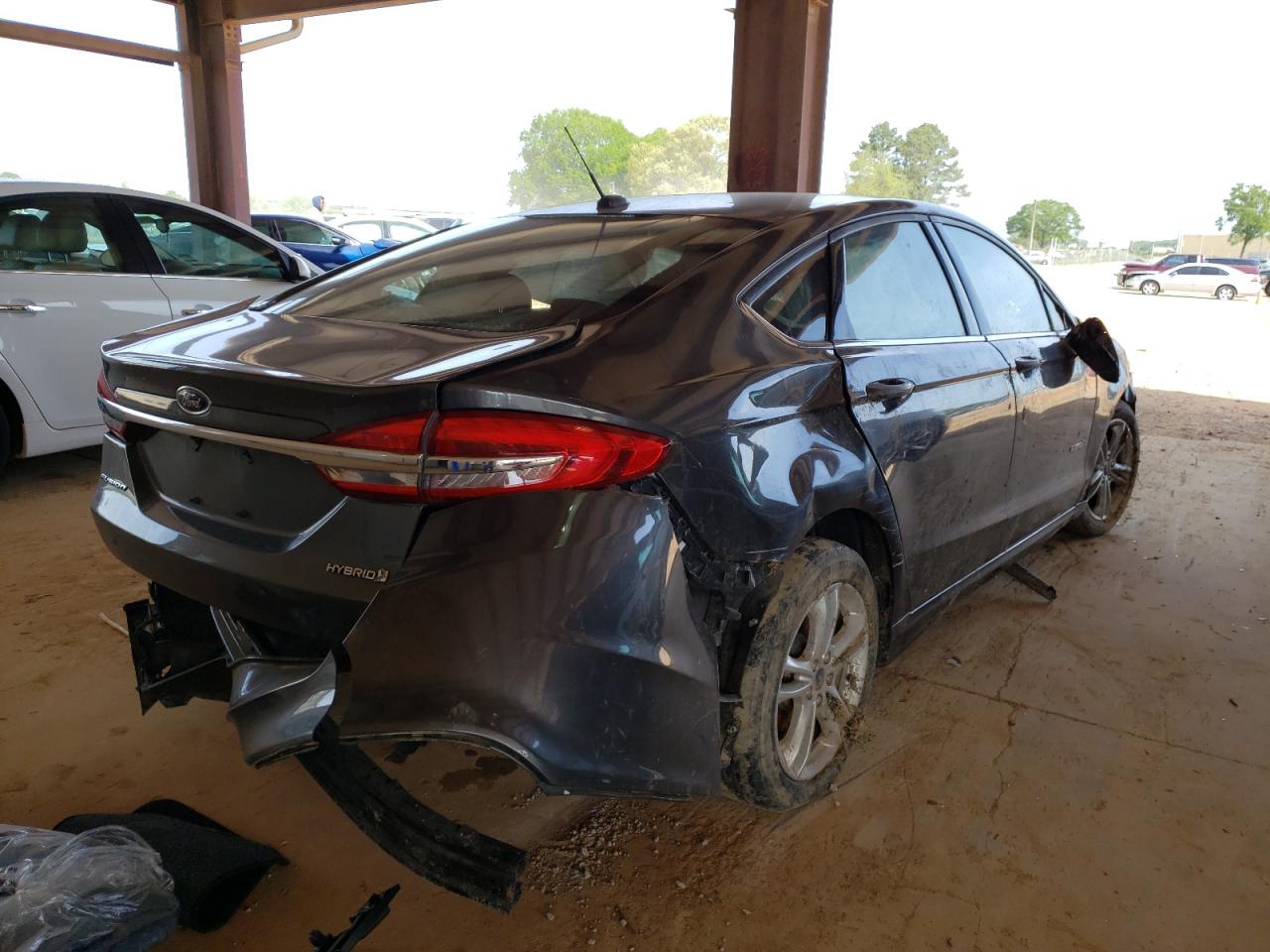 Photo 4 from auction – 2018 FORD FUSION SE with VIN 3FA6P0LU2JR242526
