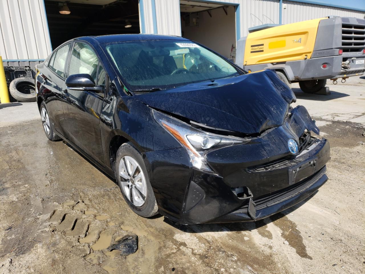 TOYOTA PRIUS 2016 with VIN JTDKARFU8G3011373 - Photo from auction