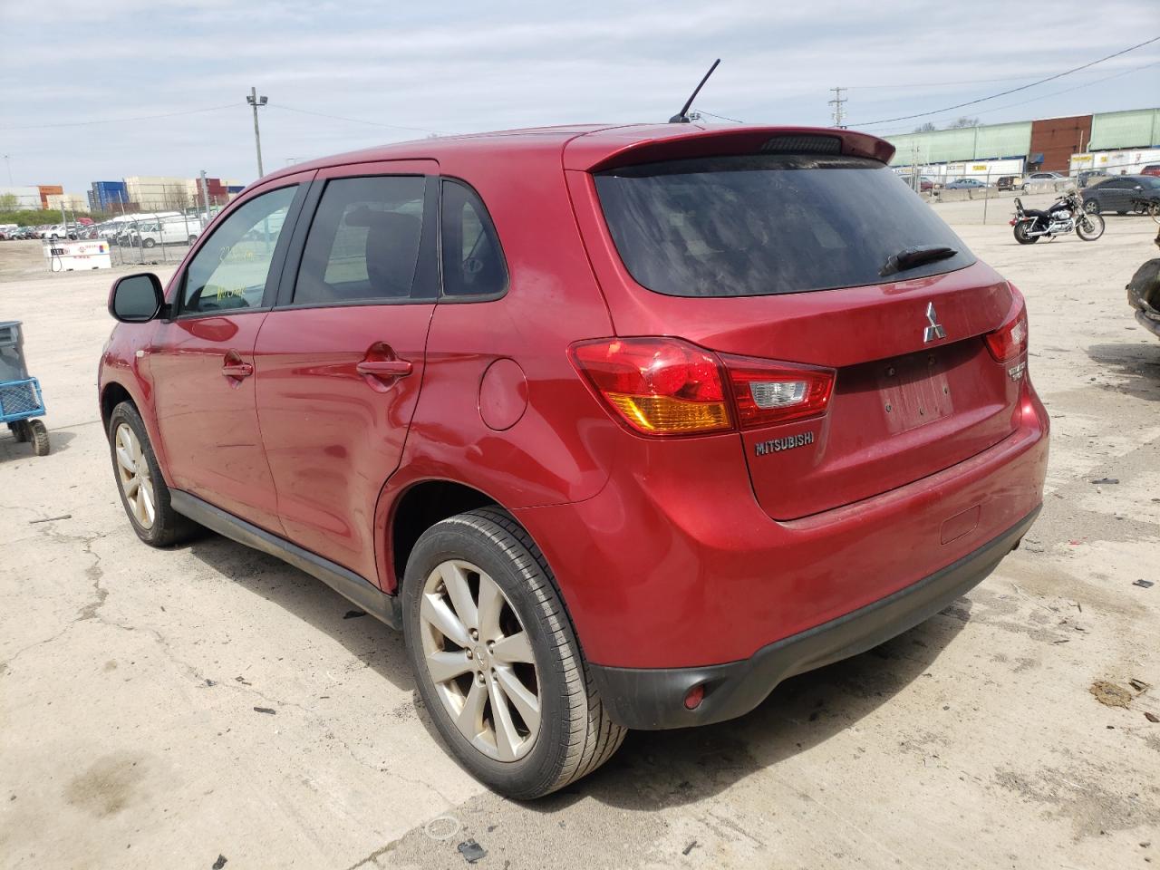 Photo 3 from auction – 2014 MITSUBISHI OUTLANDER with VIN 4A4AP3AU6EE030416