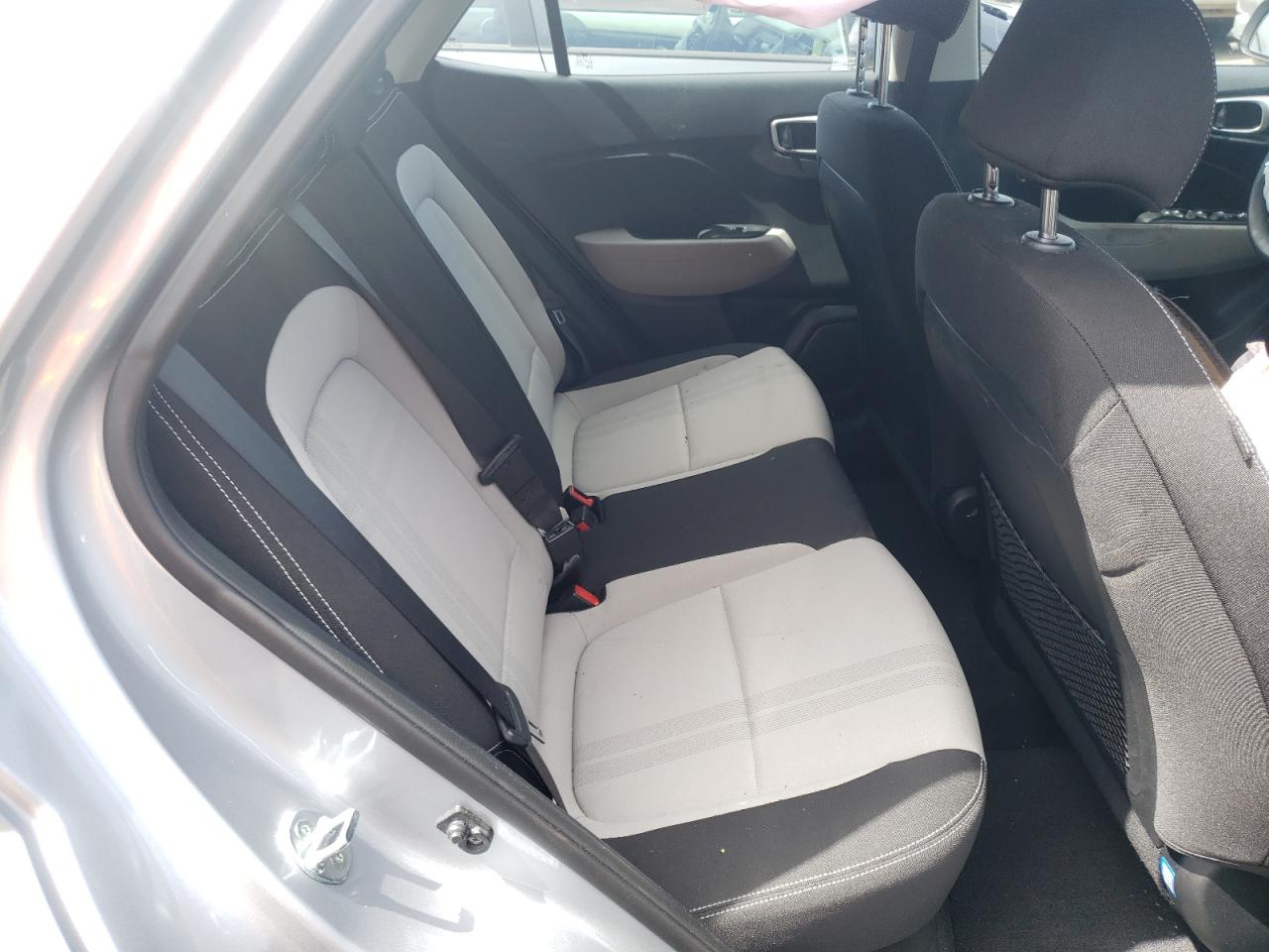 Photo 16 from auction – 2020 HYUNDAI VENUE SEL with VIN KMHRC8A32LU024797