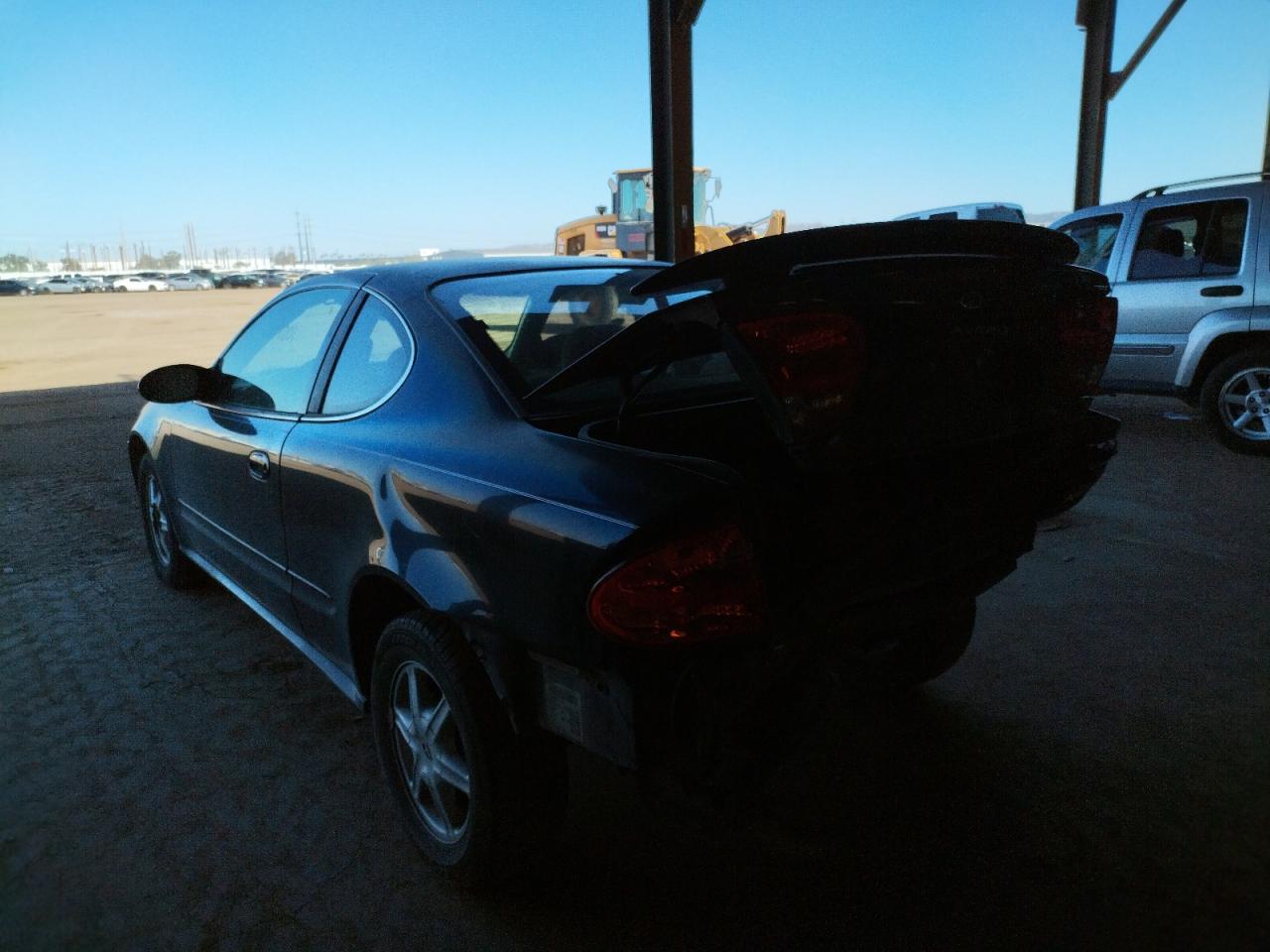 Photo 3 from auction – 2004 OLDSMOBILE ALERO GL with VIN 1G3NL12E44C239776