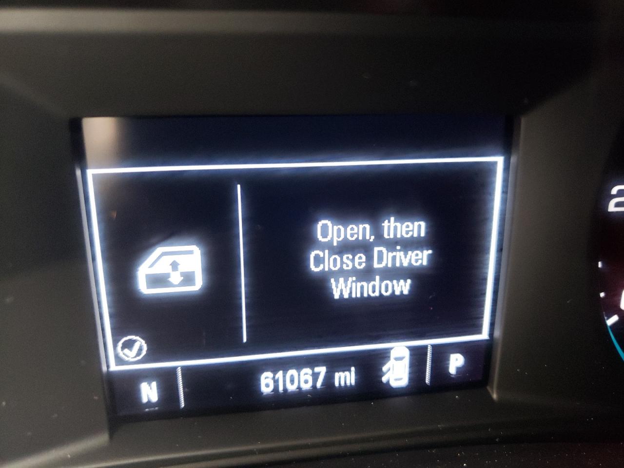 Photo 8 from auction – 2020 CHEVROLET MALIBU LT with VIN 1G1ZD5ST6LF061864