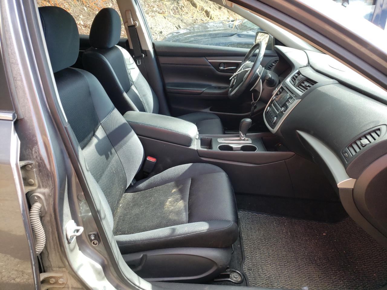 Photo 5 from auction – 2017 NISSAN ALTIMA 2.5 with VIN 1N4AL3AP8HC111713