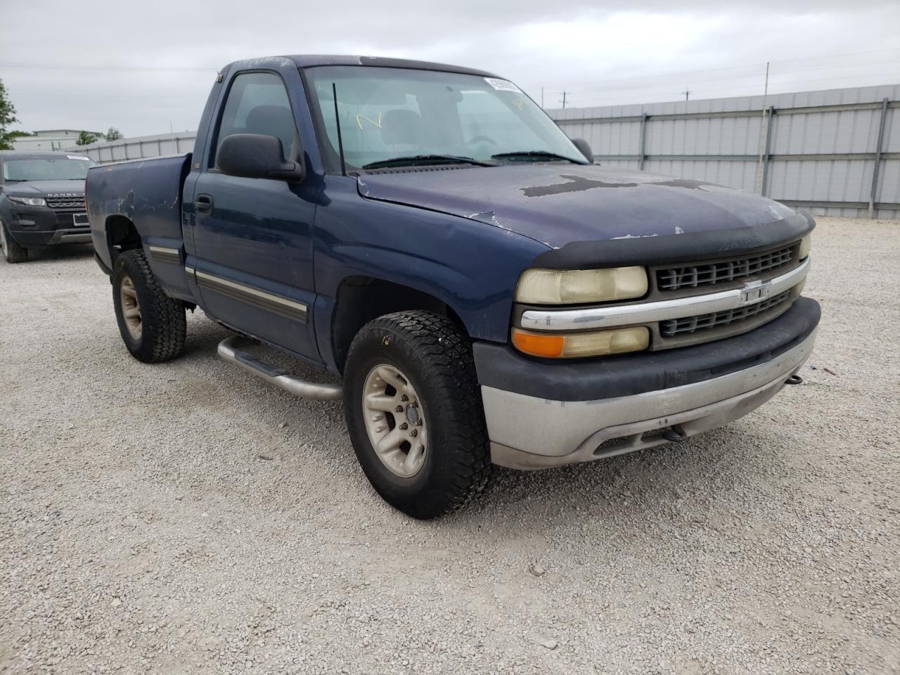 CHEVROLET SILVERADO 2001 with VIN 1GCEK14WX1Z320671 - Photo from auction