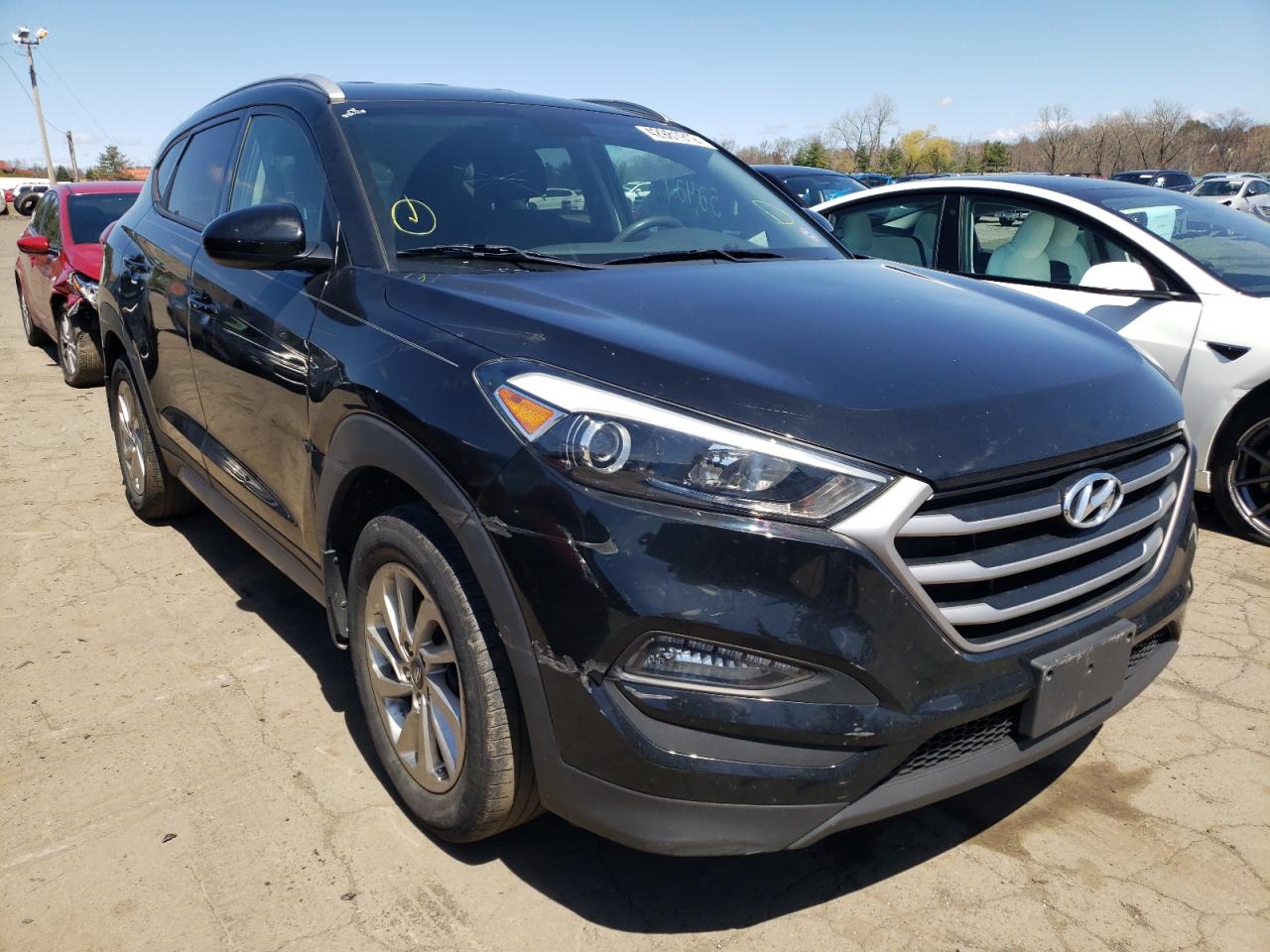 HYUNDAI TUCSON LIM 2017 with VIN KM8J3CA47HU583438 - Photo from auction