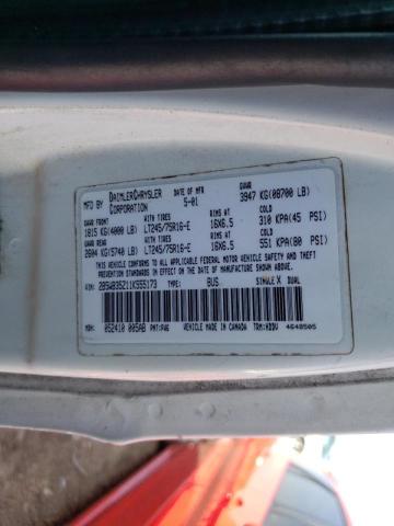 Photo 10 from auction – 2001 DODGE RAM WAGON with VIN 2B5WB35Z11K555173