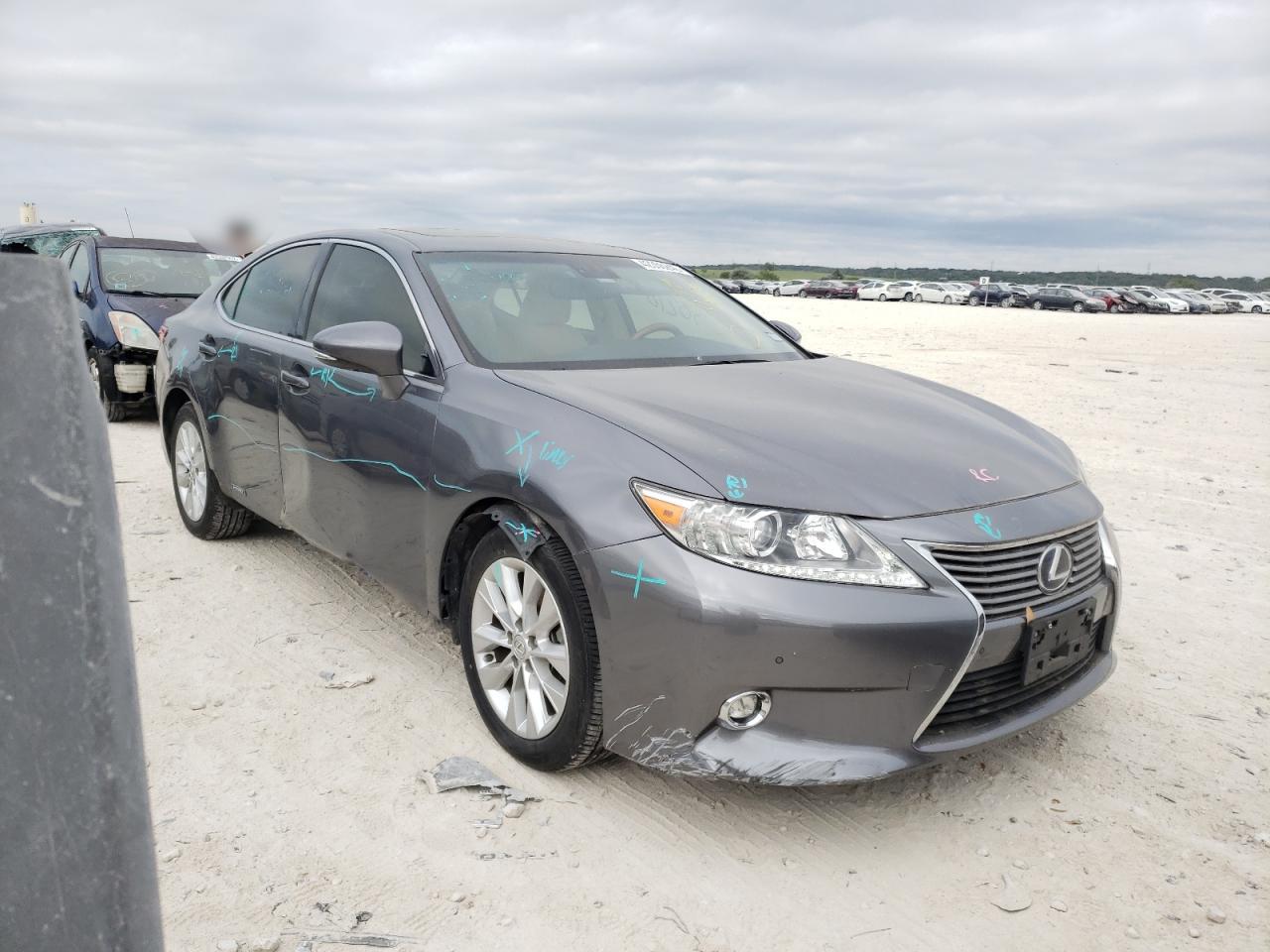 LEXUS ES 300H 2015 with VIN JTHBW1GG9F2078966 - Photo from auction