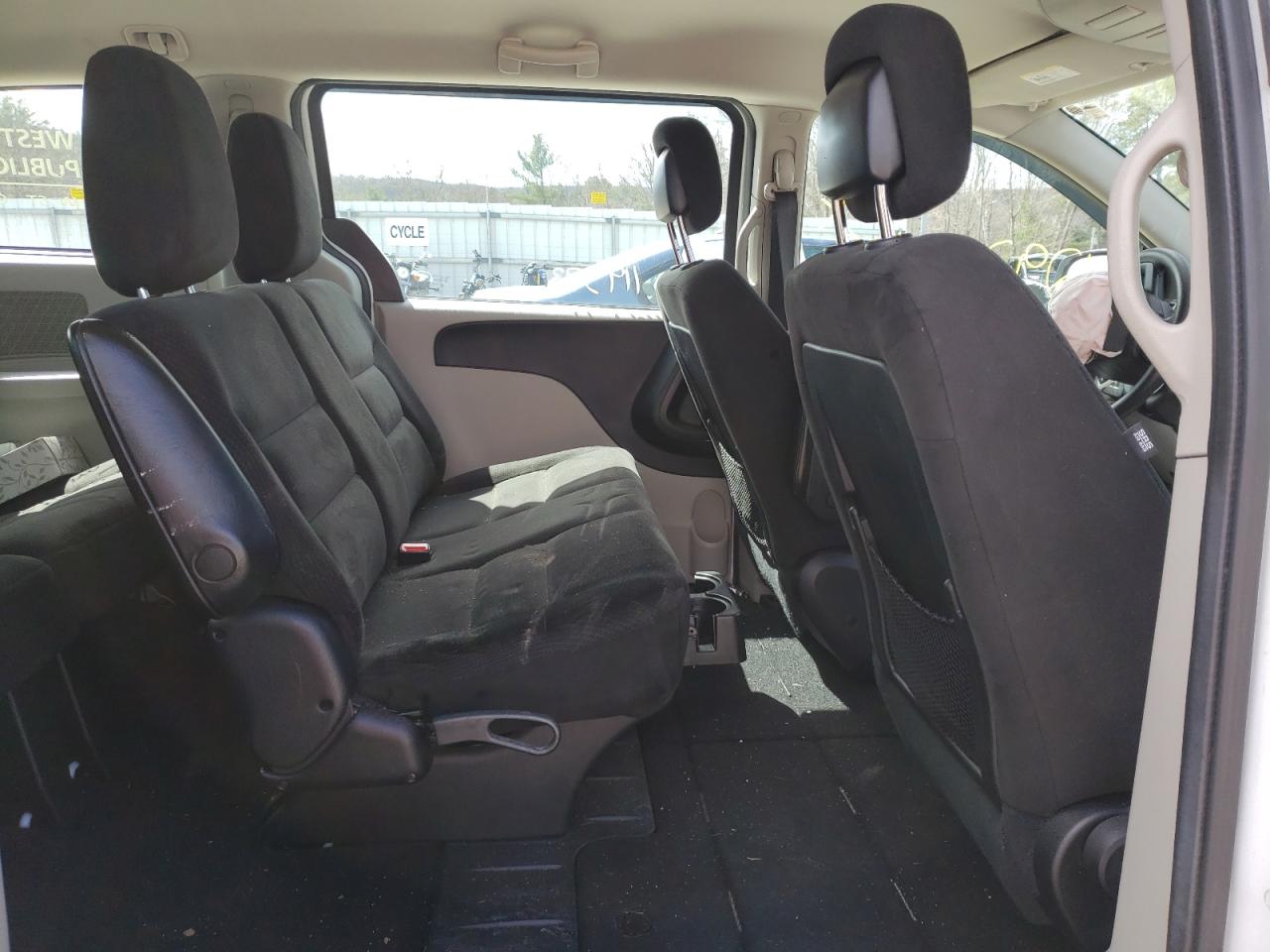 Photo 6 from auction – 2015 DODGE GRAND CARA with VIN 2C4RDGBG5FR738020