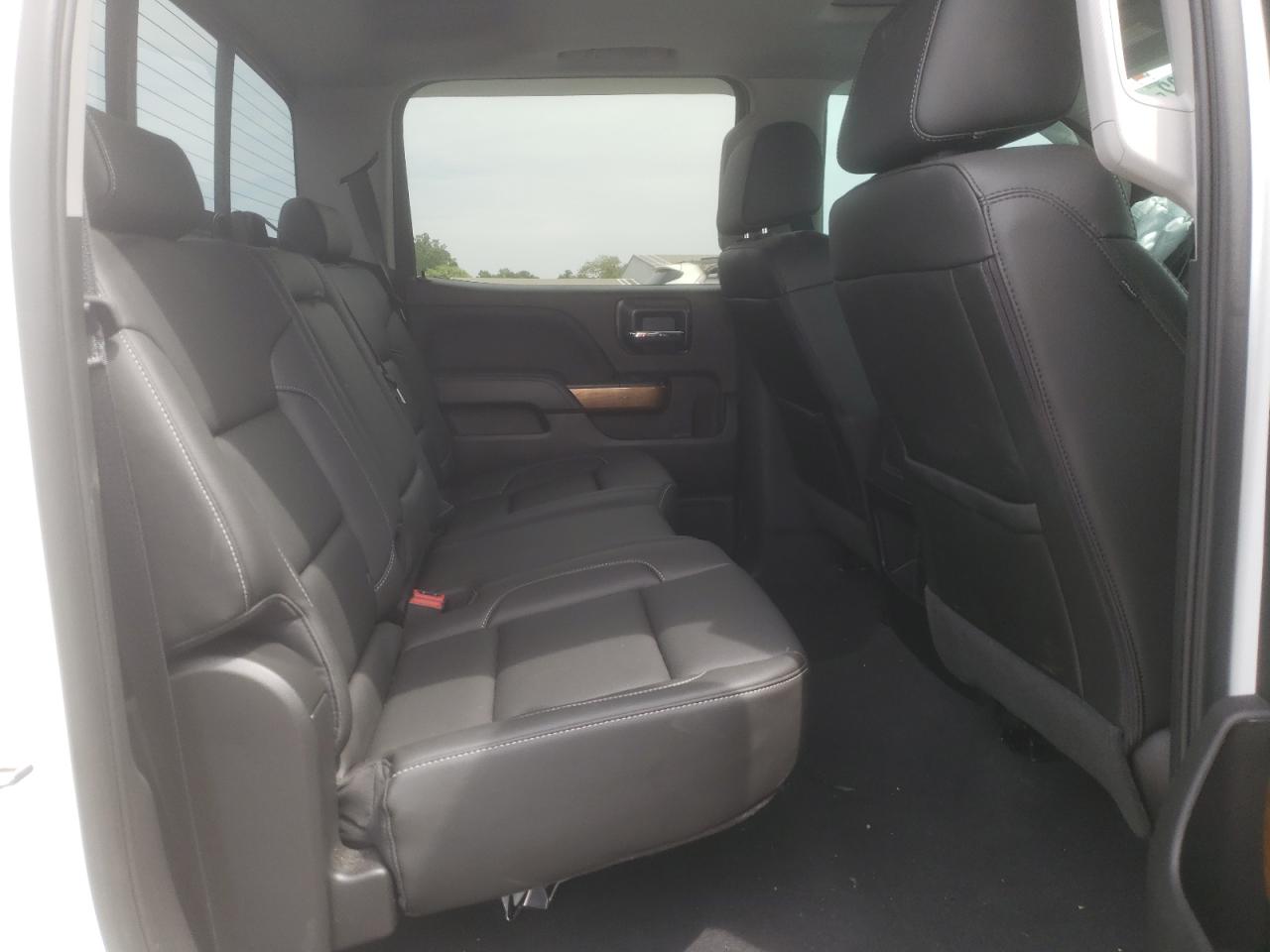 Photo 6 from auction – 2018 CHEVROLET SILVERADO with VIN 3GCUKSEC2JG608772