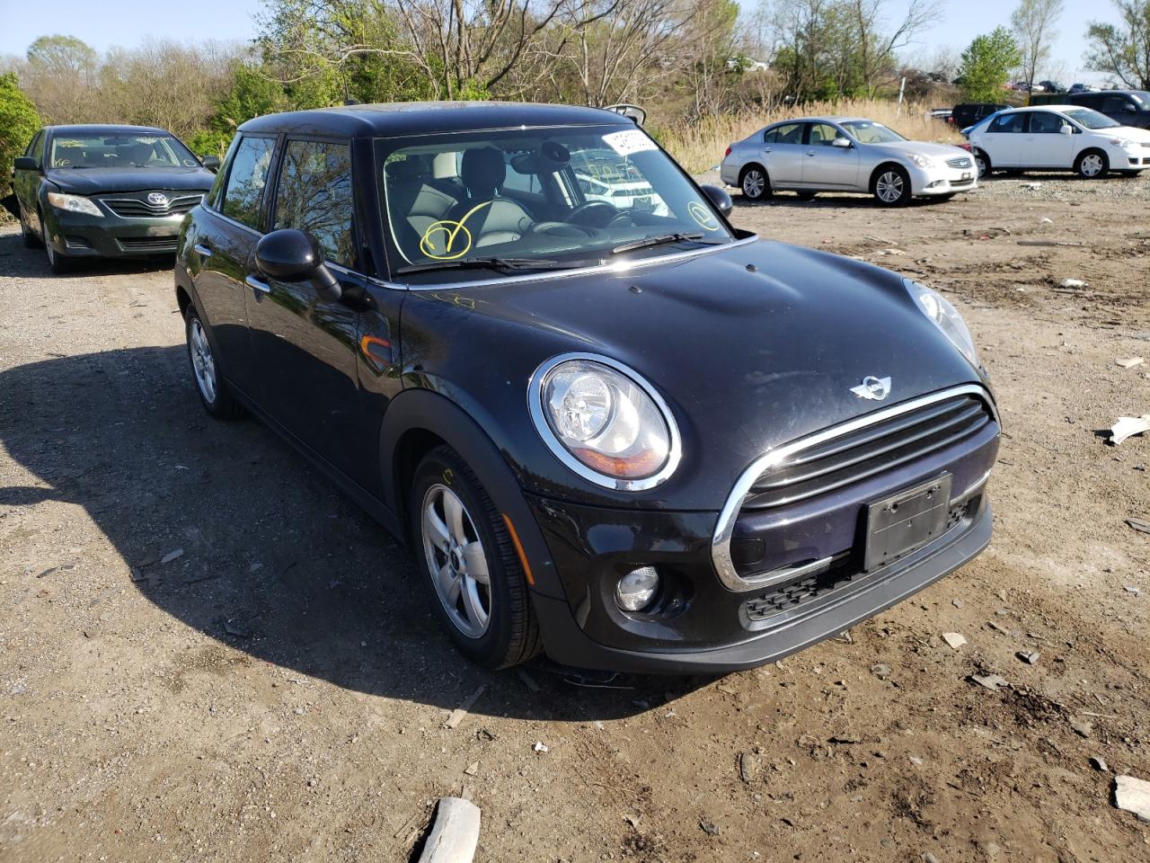 MINI COOPER 2016 with VIN WMWXU1C55G2D57737 - Photo from auction