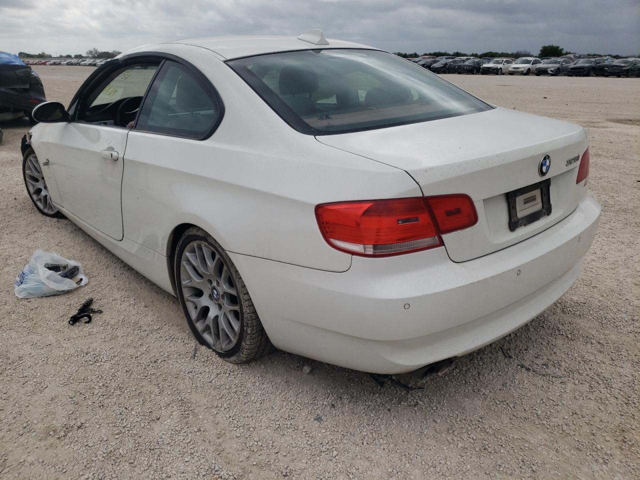 Photo 3 from auction – 2009 BMW 328 I with VIN WBAWB33599P136304