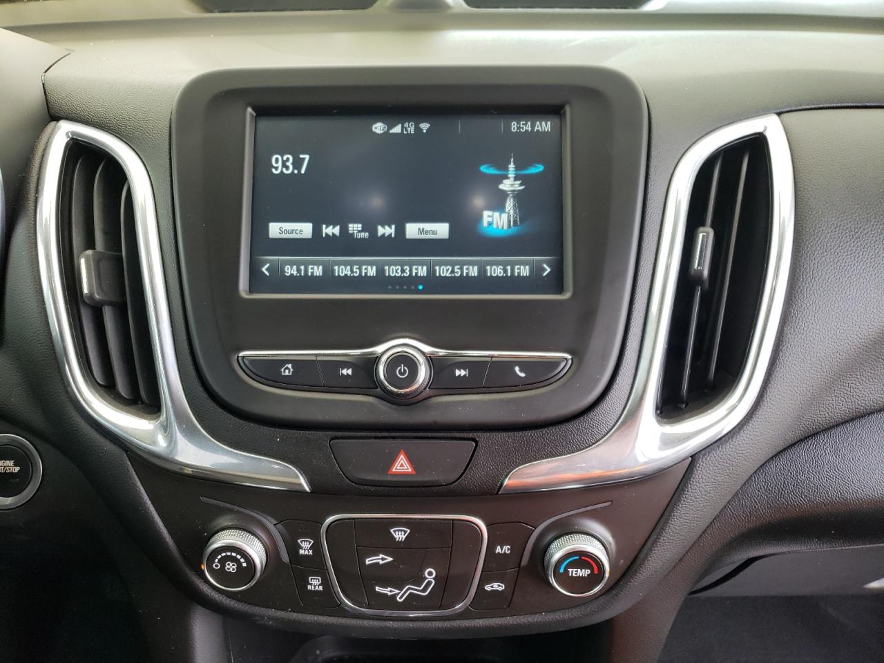 Photo 9 from auction – 2018 CHEVROLET EQUINOX LT with VIN 2GNAXJEV1J6168157
