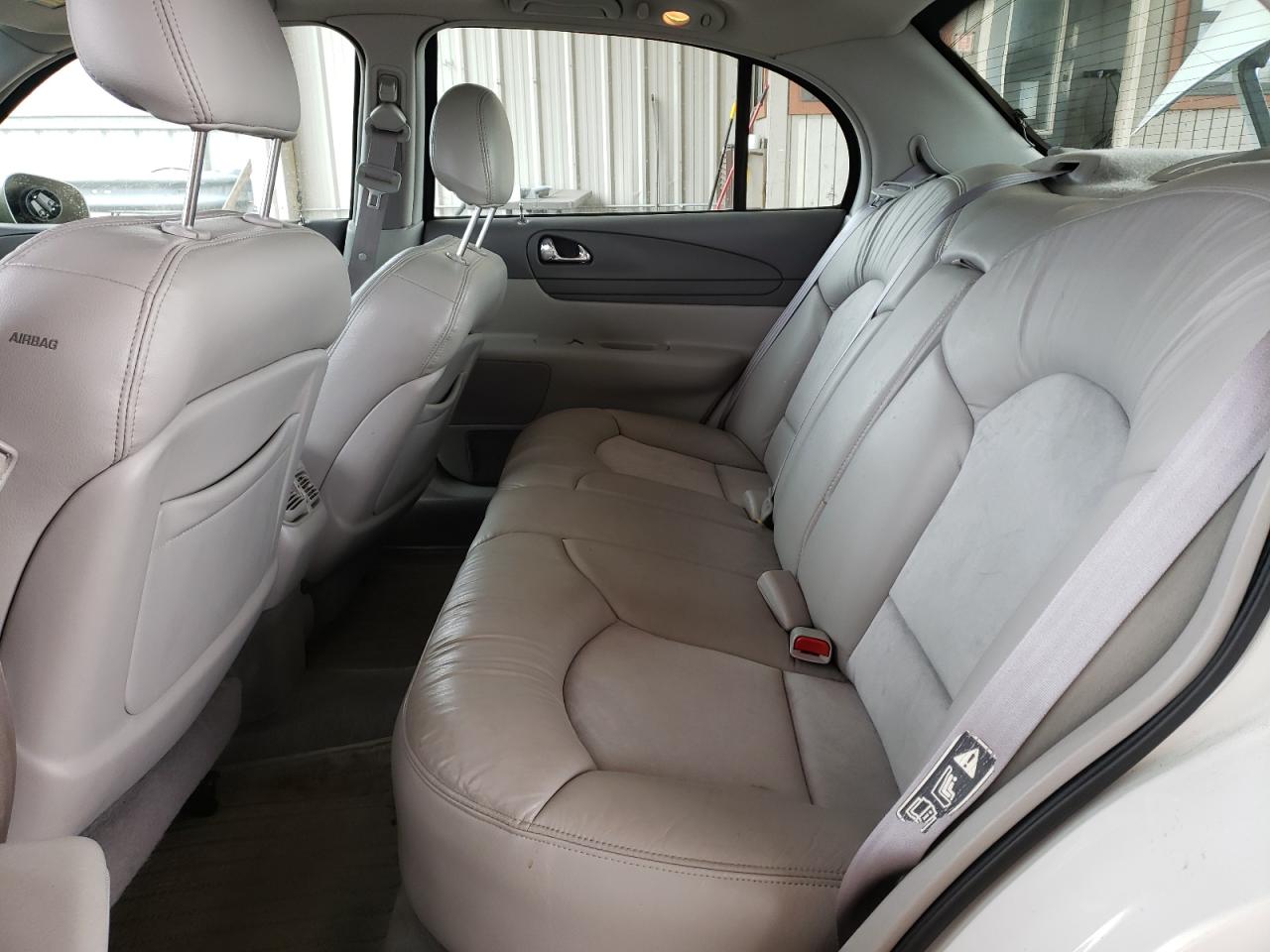 Photo 6 from auction – 2002 LINCOLN CONTINENTA with VIN 1LNHM97V32Y676598