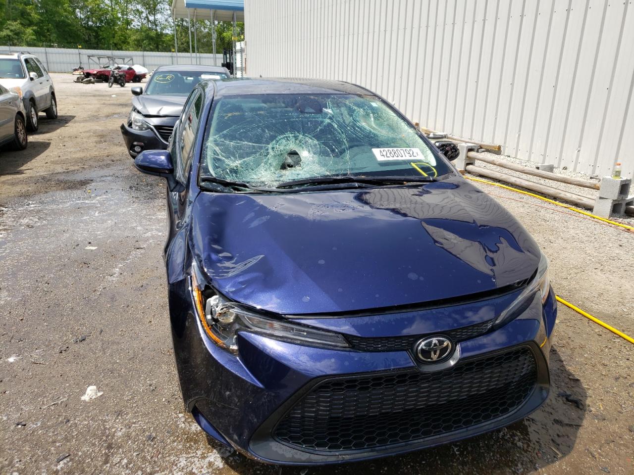 Photo 9 from auction – 2021 TOYOTA COROLLA LE with VIN 5YFVPMAE4MP197883