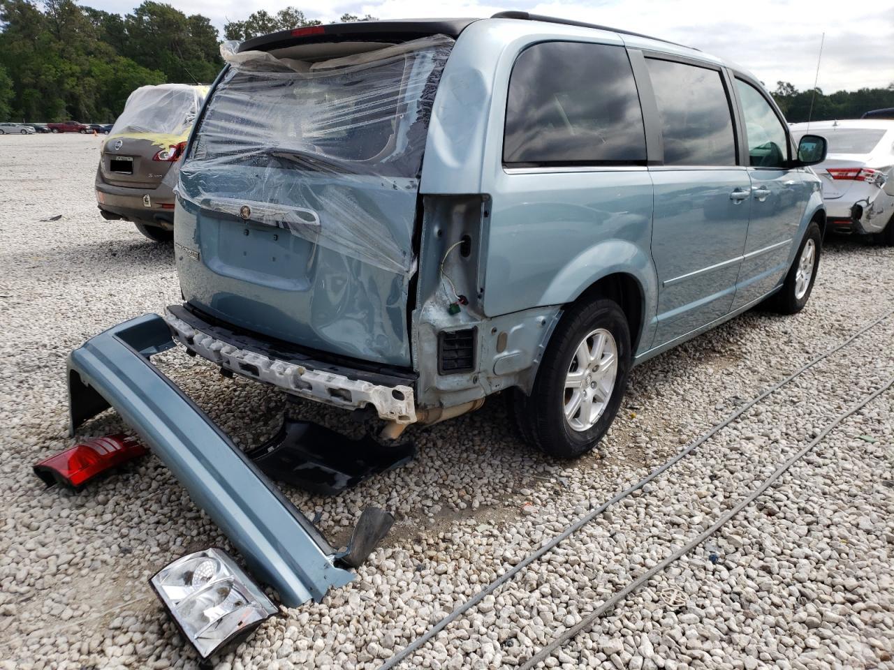 Photo 4 from auction – 2008 CHRYSLER TOWN & COU with VIN 2A8HR54P38R833833