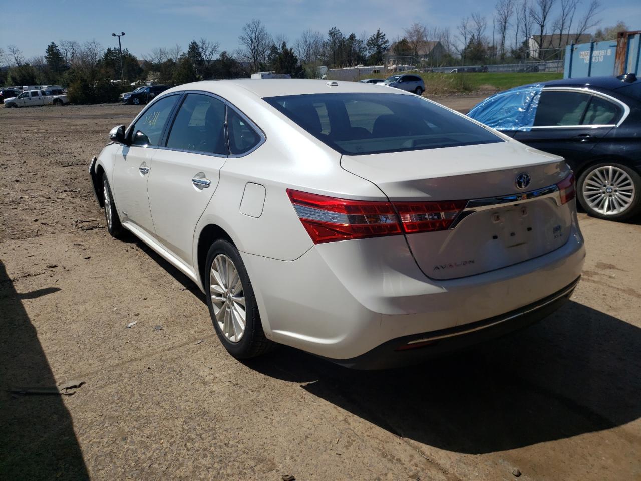 Photo 3 from auction – 2013 TOYOTA AVALON HYB with VIN 4T1BD1EB8DU011917