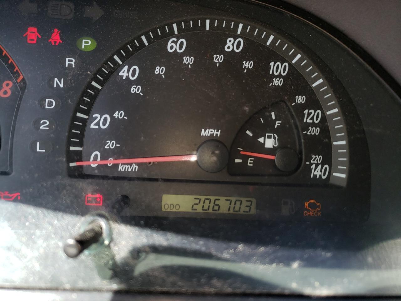 Photo 8 from auction – 2004 TOYOTA CAMRY LE with VIN 4T1BE30K84U930851