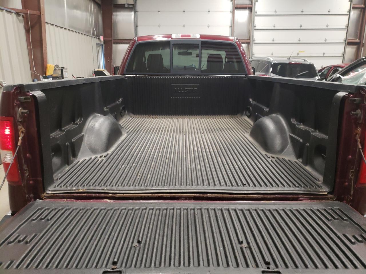 Photo 6 from auction – 2004 FORD F150 with VIN 1FTRF12W04NB57226