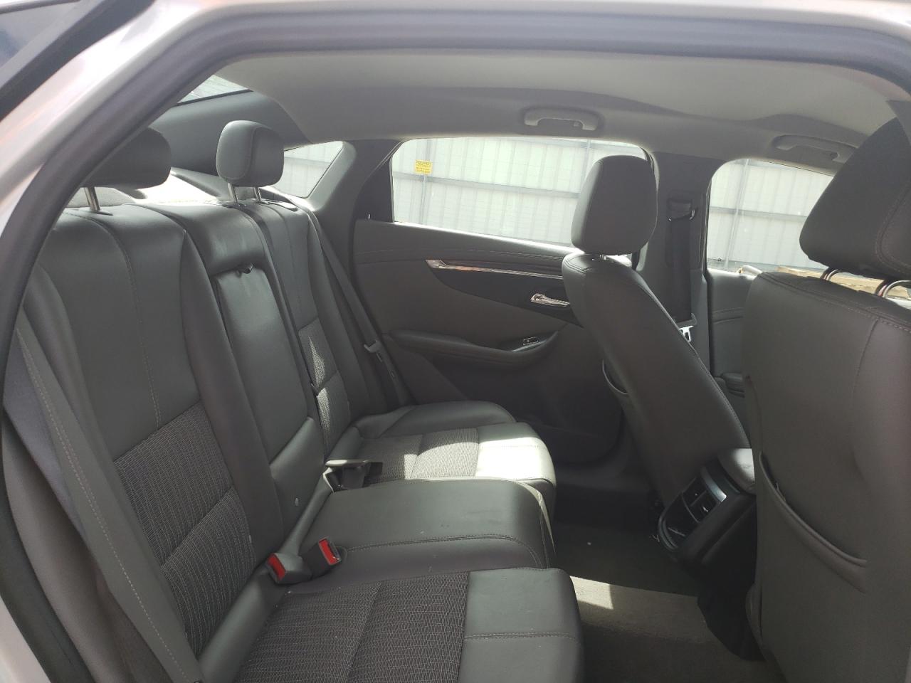 Photo 6 from auction – 2017 CHEVROLET IMPALA LT with VIN 1G1105S31HU178411