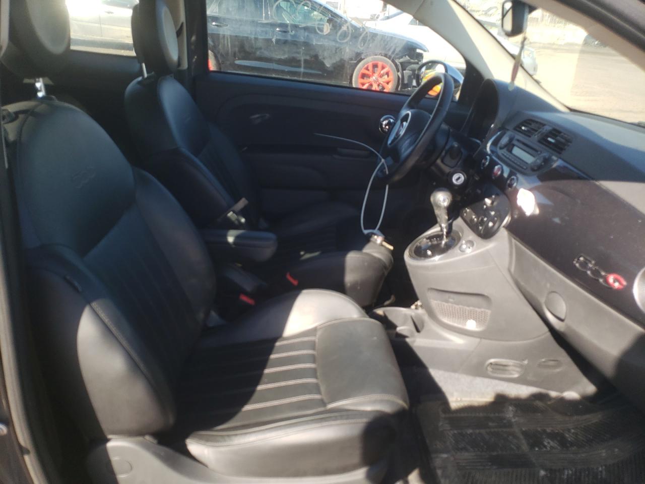 Photo 5 from auction – 2014 FIAT 500 LOUNGE with VIN 3C3CFFERXET270292