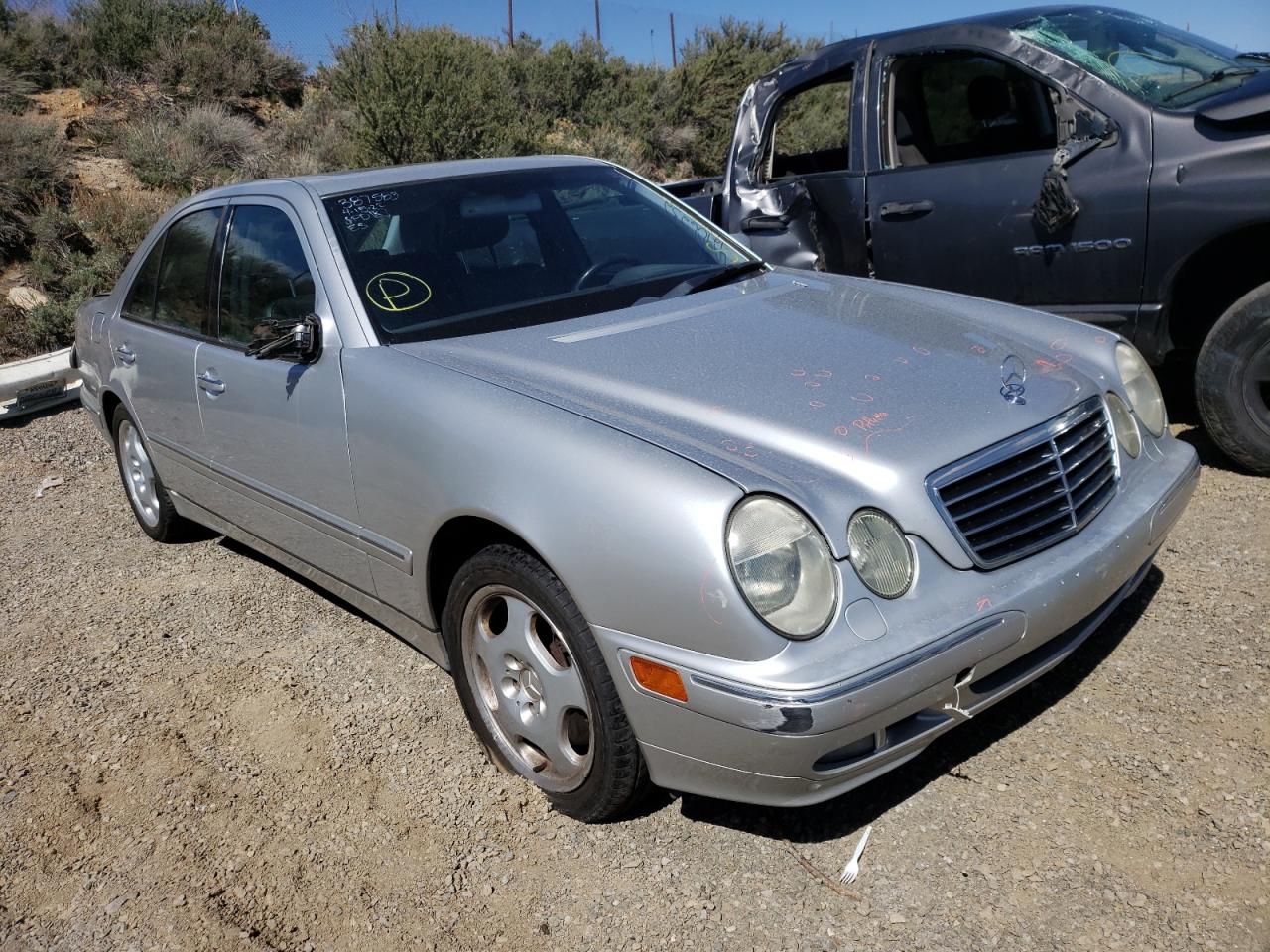 Photo 1 from auction – 2001 MERCEDES-BENZ E 430 with VIN WDBJF83JX1X048442