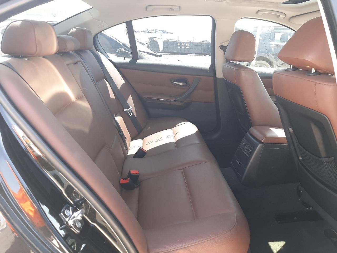 Photo 6 from auction – 2008 BMW 328 I with VIN WBAVA33578P143653