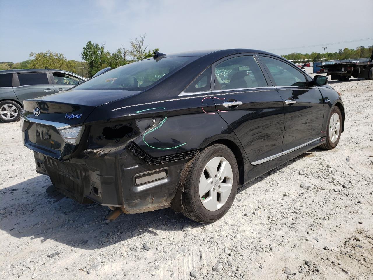 Photo 4 from auction – 2012 HYUNDAI SONATA HYB with VIN KMHEC4A47CA019127