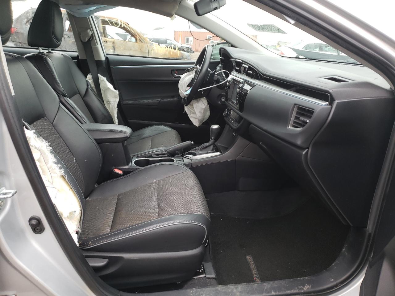 Photo 5 from auction – 2014 TOYOTA COROLLA L with VIN 2T1BURHE2EC204636