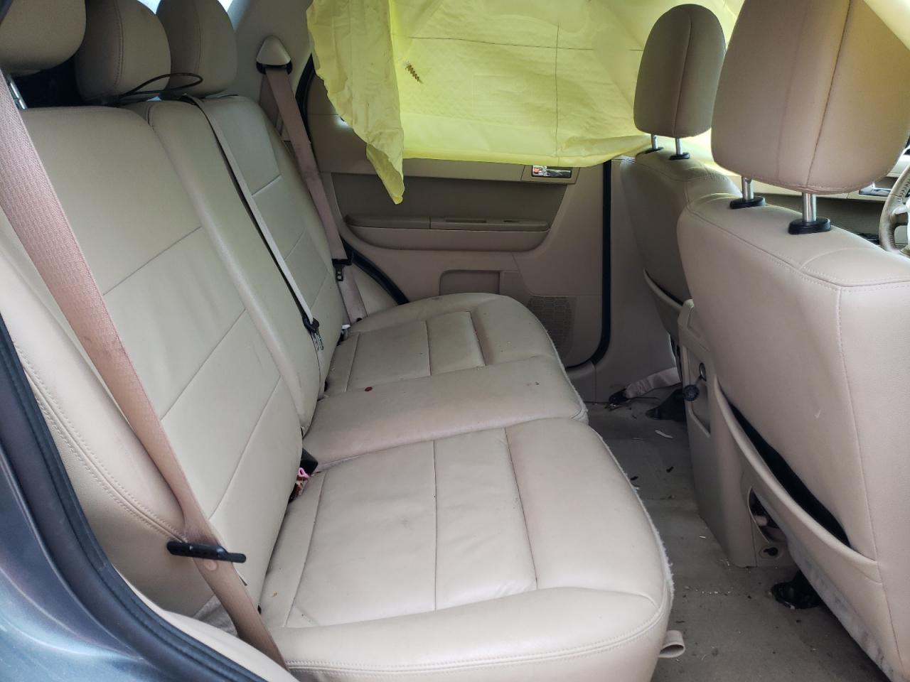 Photo 6 from auction – 2010 FORD ESCAPE LIM with VIN 1FMCU0E72AKA29542
