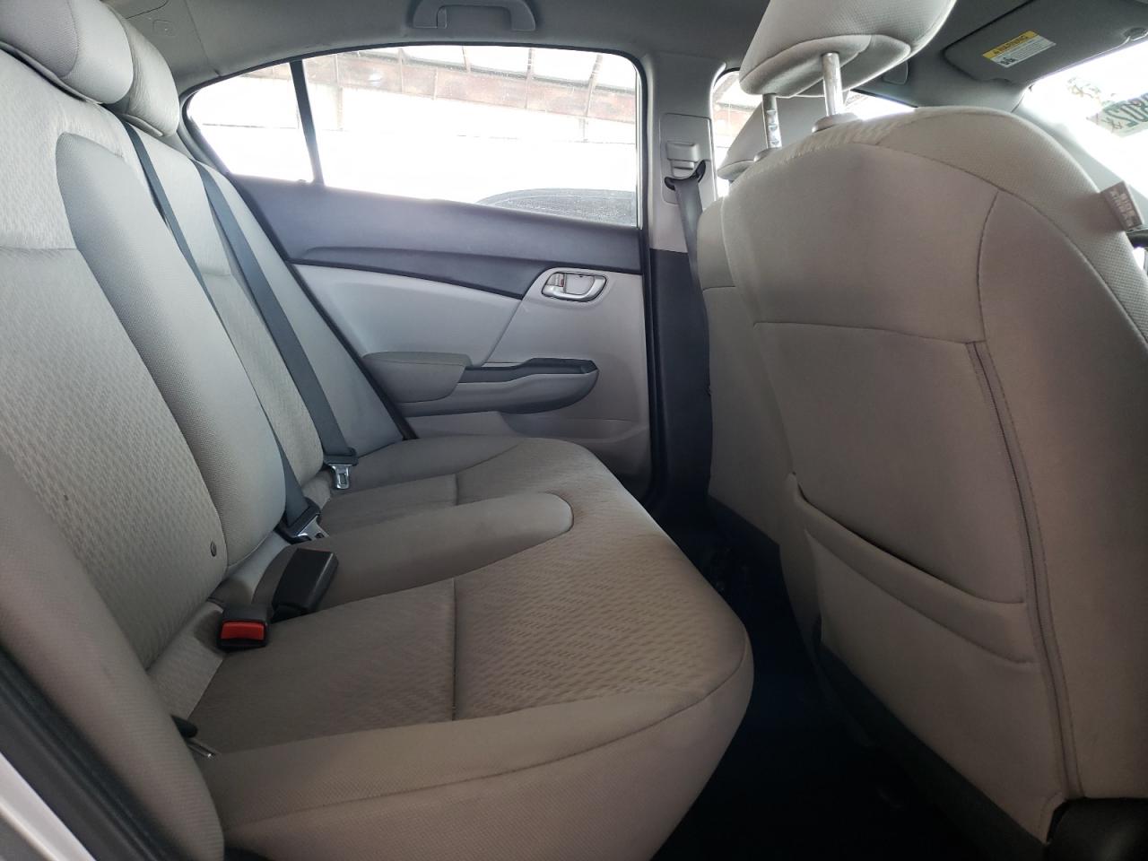 Photo 6 from auction – 2014 HONDA CIVIC LX with VIN 19XFB2F53EE053664