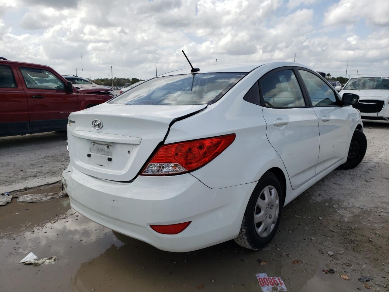 Photo 4 from auction – 2013 HYUNDAI ACCENT GLS with VIN KMHCT4AEXDU495243