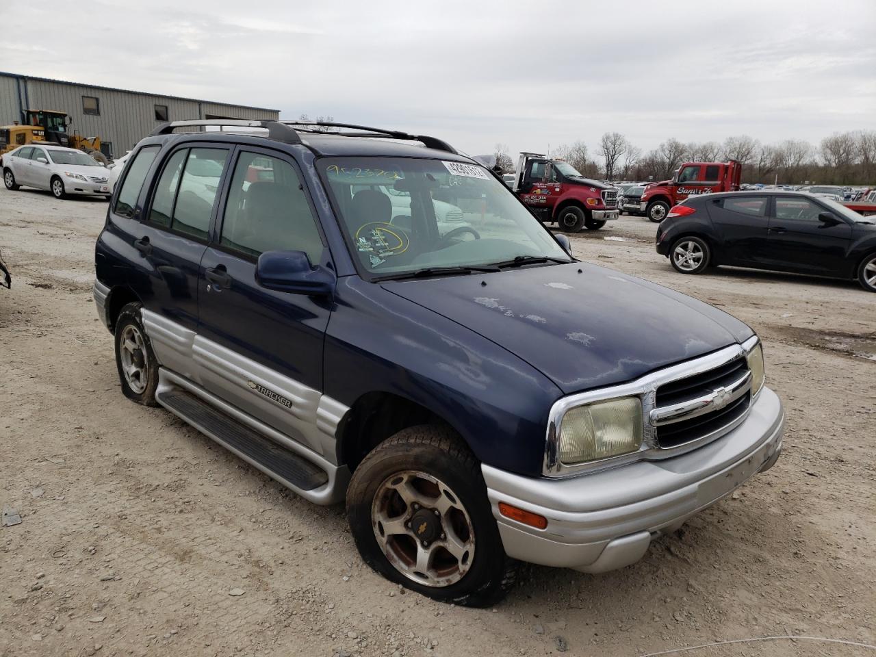 CHEVROLET TRACKER LT 2001 with VIN 2CNBJ634816952370 - Photo from auction