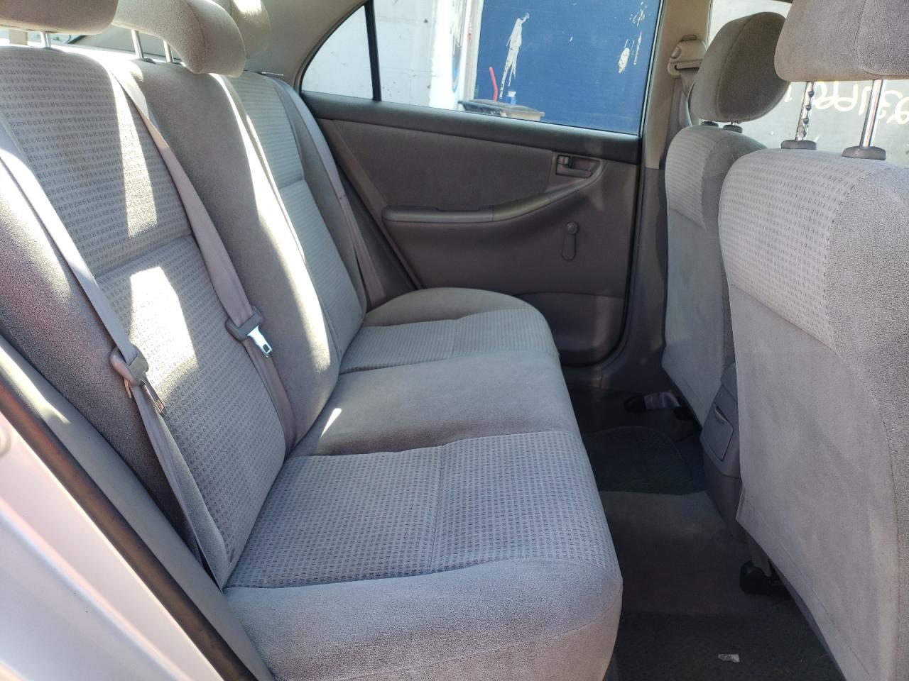 Photo 6 from auction – 2006 TOYOTA COROLLA CE with VIN JTDBR32E160092608