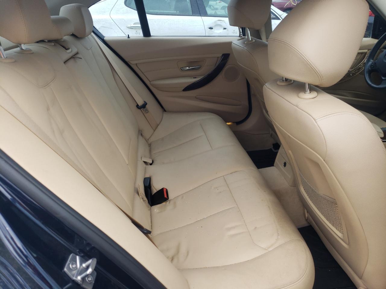 Photo 6 from auction – 2013 BMW 328 I SULE with VIN WBA3C1C54DF442846
