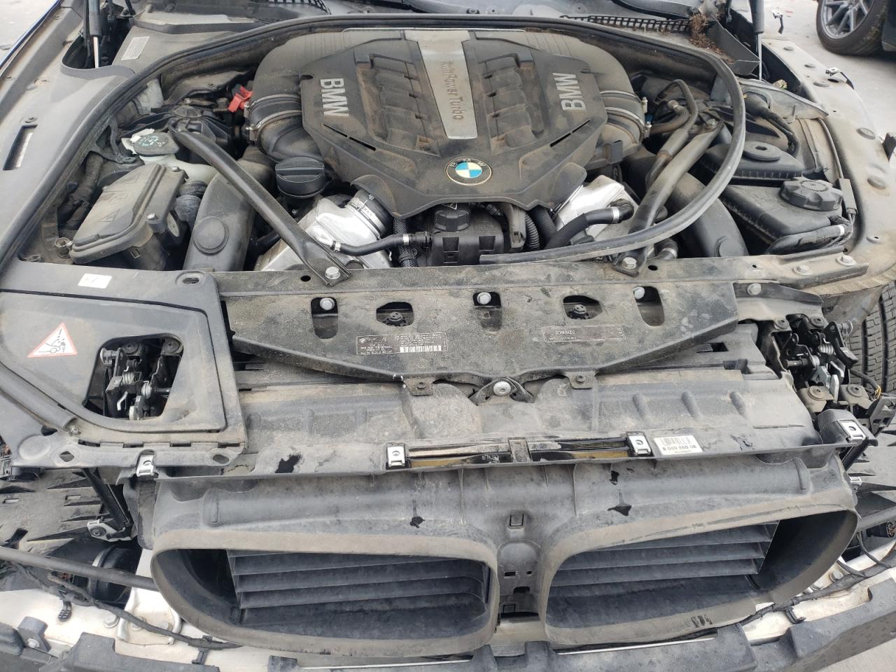 Photo 7 from auction – 2012 BMW 550 XI with VIN WBAFU9C58CC786883