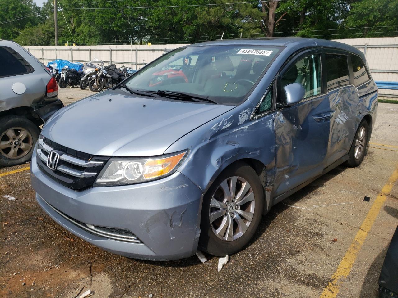 Photo 2 from auction – 2014 HONDA ODYSSEY EX with VIN 5FNRL5H66EB123637