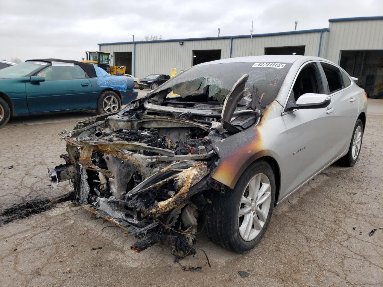 Photo 2 from auction – 2018 CHEVROLET MALIBU LT with VIN 1G1ZD5ST7JF142899