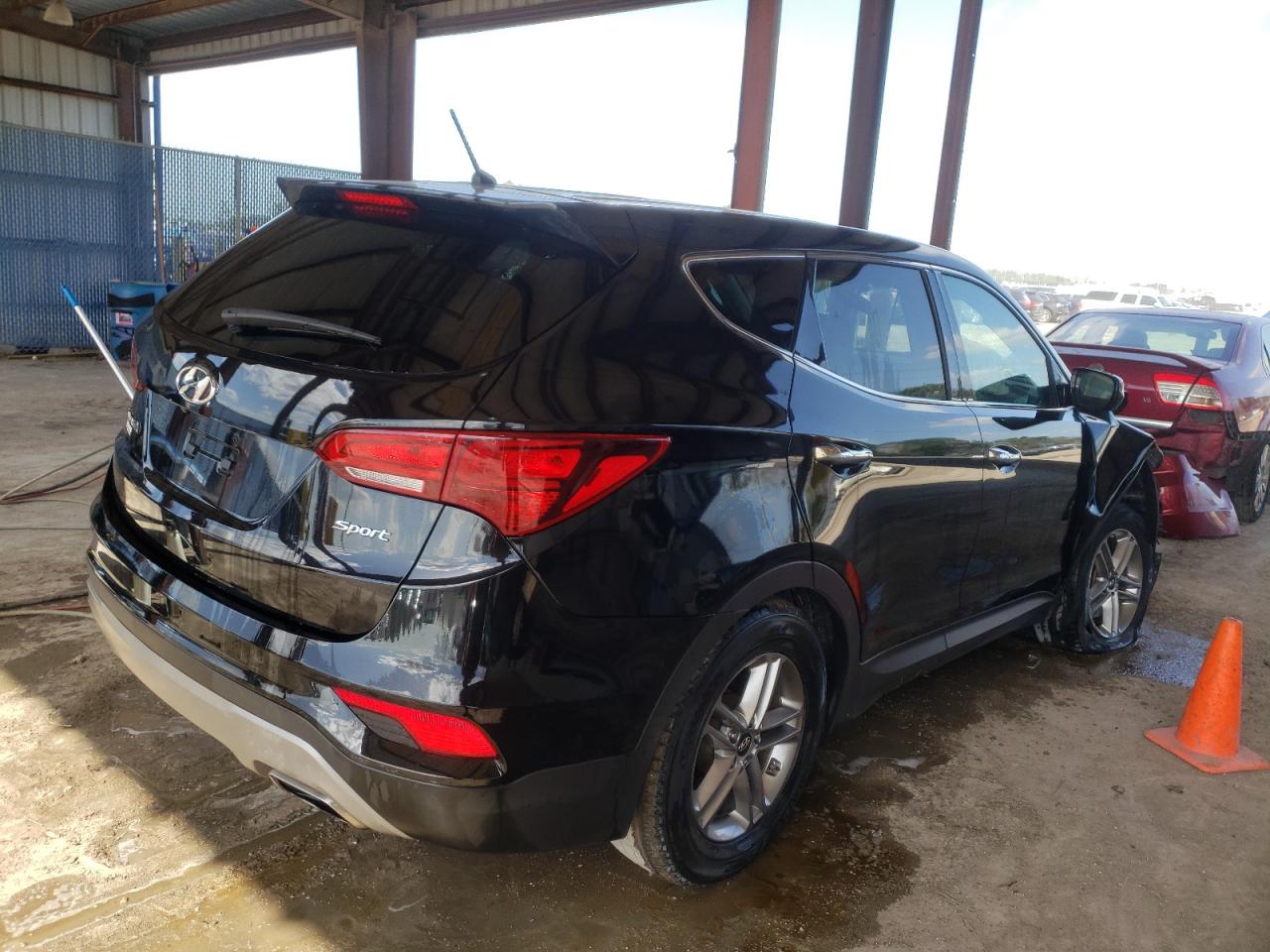 Zdjęcie 4 z aukcji – 2018 HYUNDAI SANTA FE z VIN 5NMZT3LB7JH078564