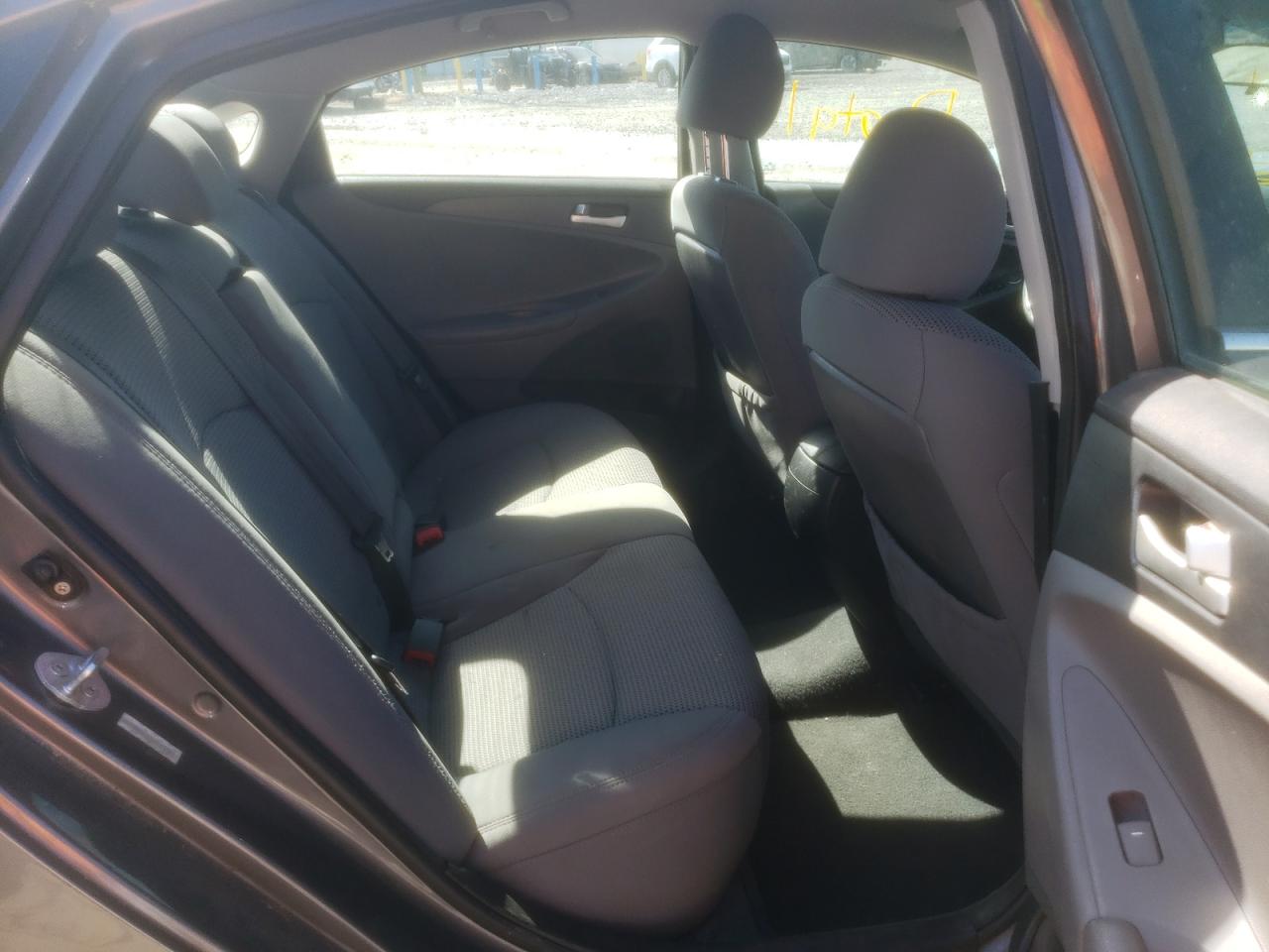 Photo 6 from auction – 2011 HYUNDAI SONATA GLS with VIN 5NPEB4AC6BH033834