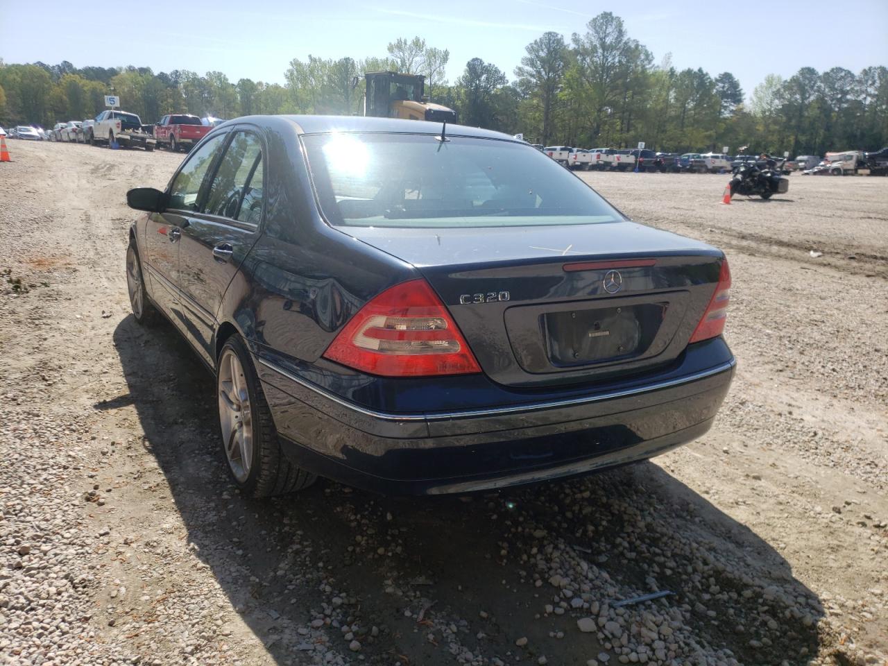 Photo 3 from auction – 2002 MERCEDES-BENZ C 320 with VIN WDBRF64J02F175665