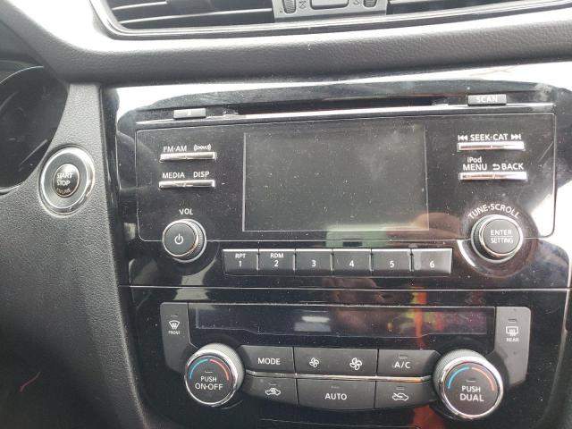 Photo 9 from auction – 2017 NISSAN ROGUE S with VIN 5N1AT2MT3HC820137