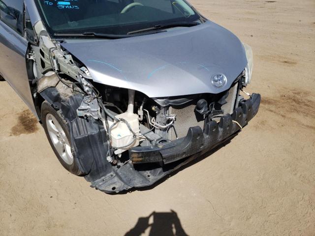 Photo 9 from auction – 2011 TOYOTA SIENNA with VIN 5TDZK3DCXBS008081