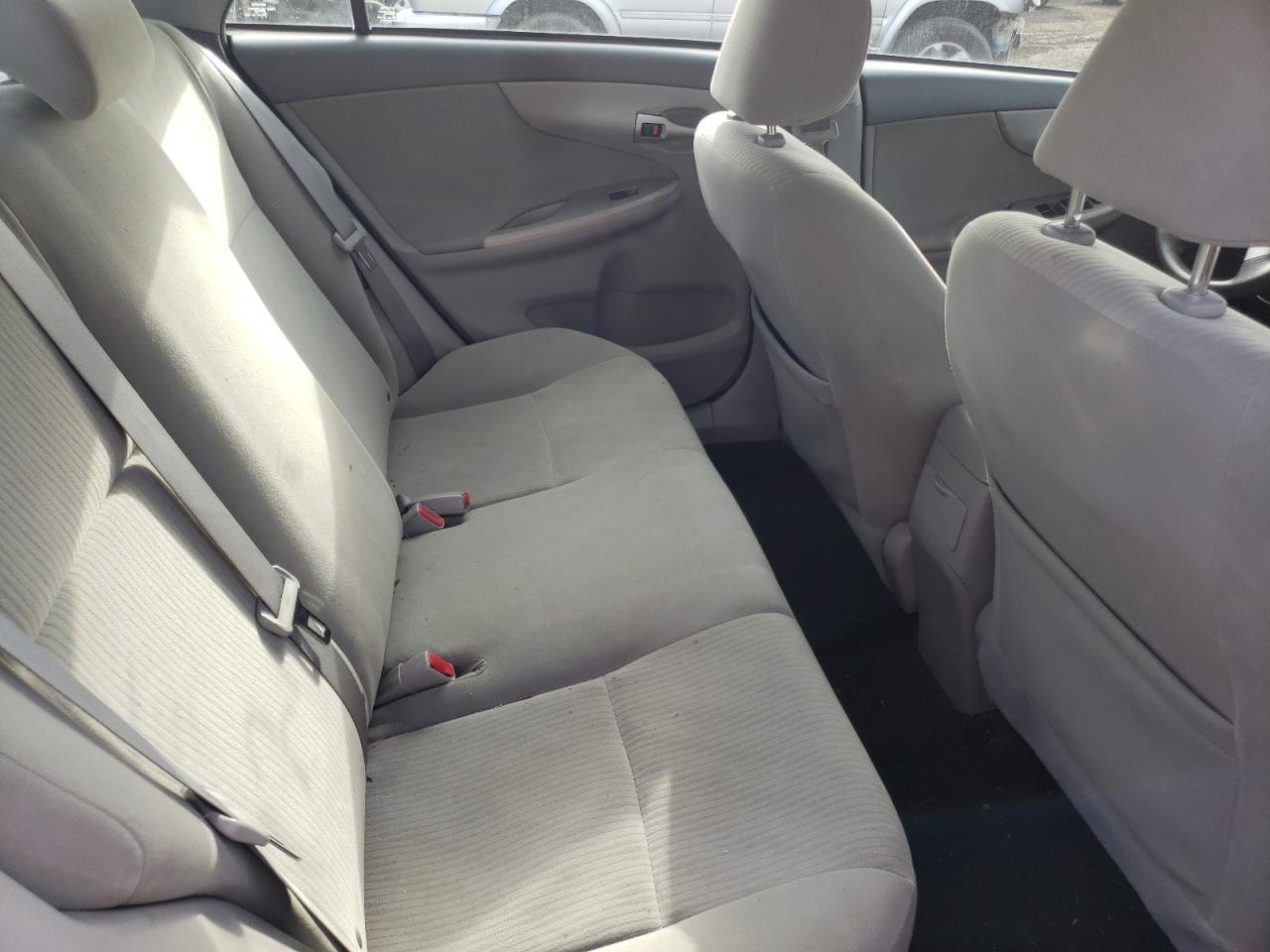 Photo 6 from auction – 2010 TOYOTA COROLLA BA with VIN 2T1BU4EE0AC385088