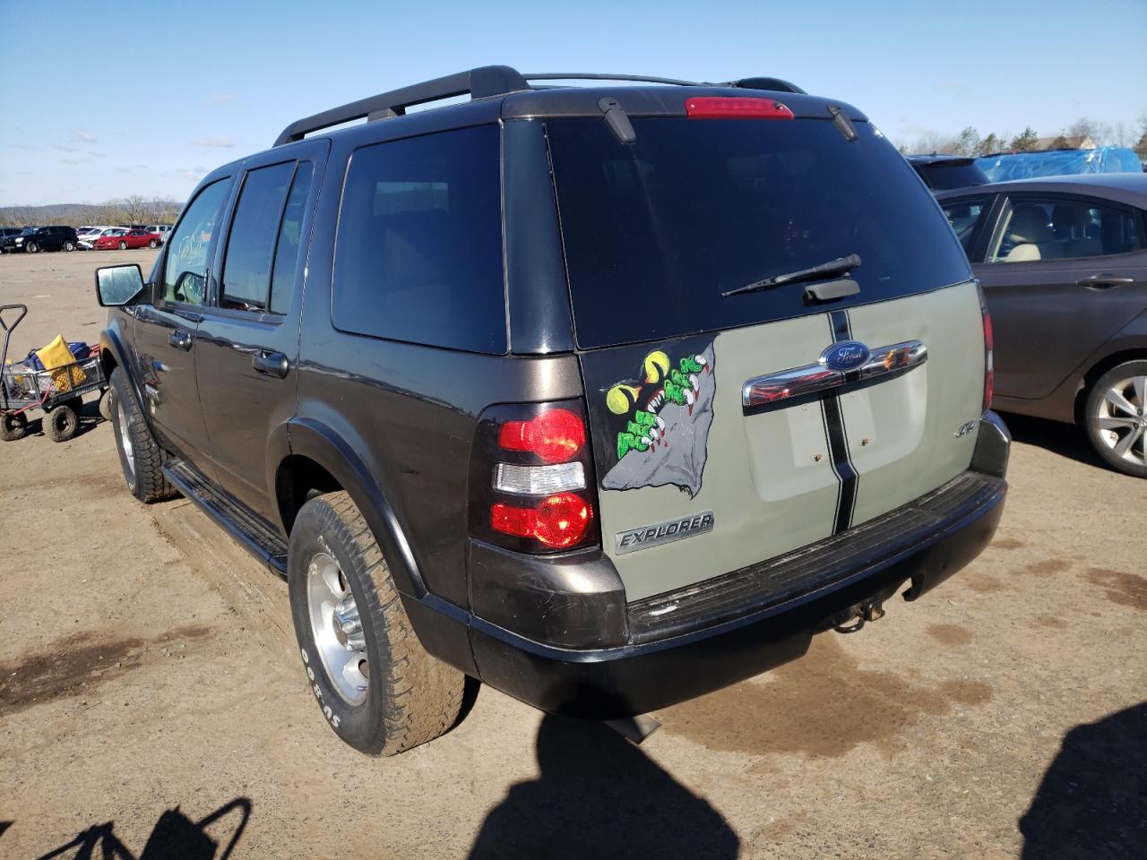 Photo 3 from auction – 2008 FORD EXPLORER E with VIN 1FMEU74E88UA47446