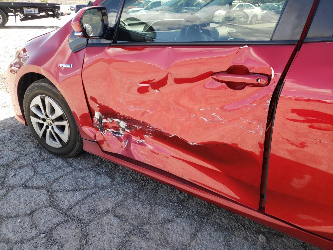 Photo 19 from auction – 2017 TOYOTA PRIUS with VIN JTDKBRFU7H3571044