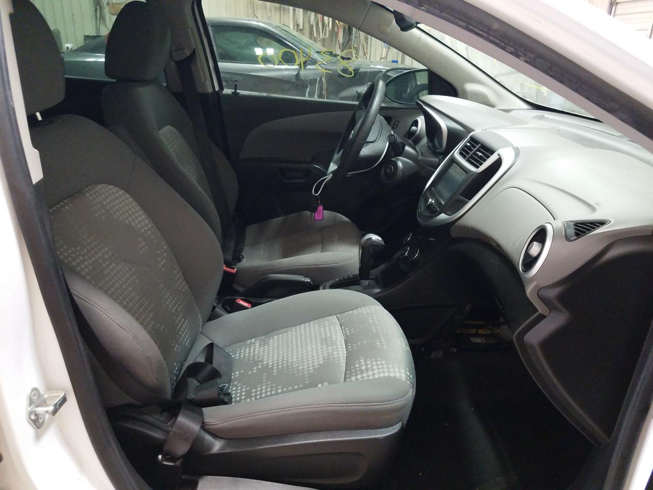Photo 5 from auction – 2017 CHEVROLET SONIC LS with VIN 1G1JB5SH4H4143867