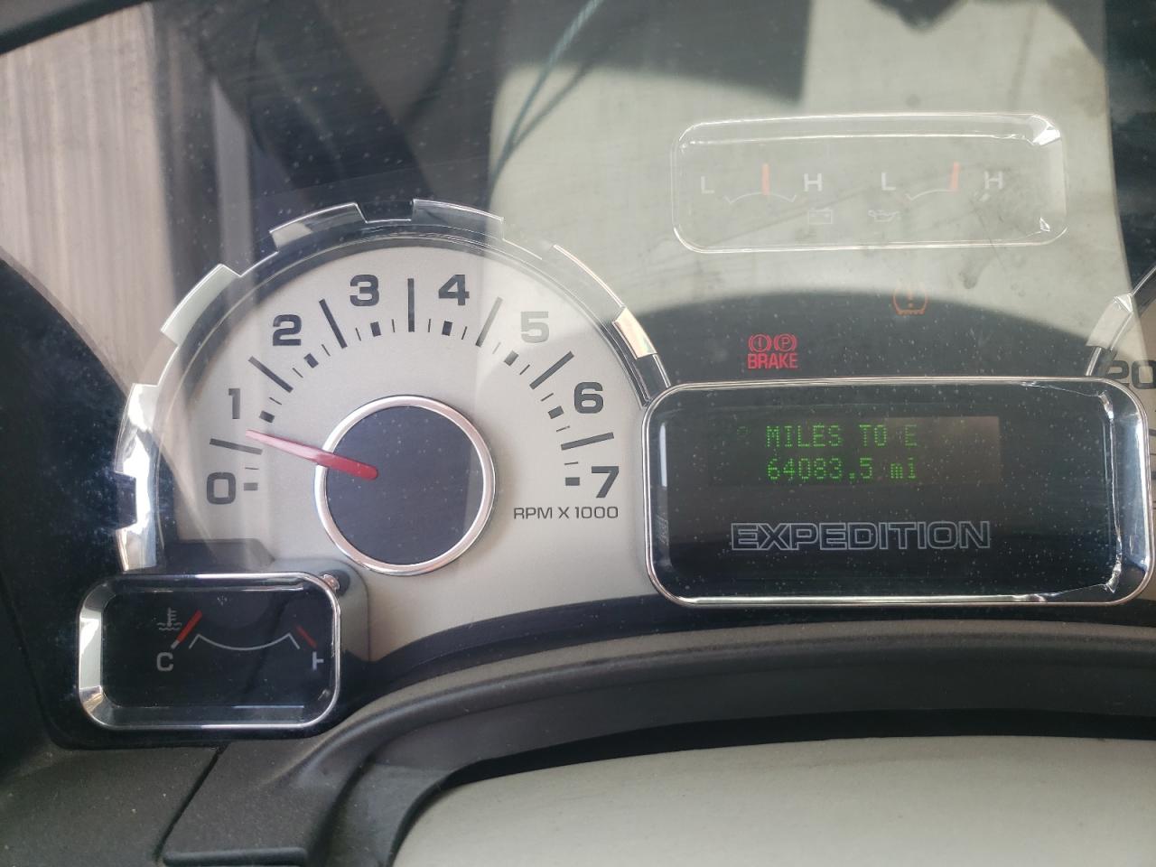 Photo 8 from auction – 2013 FORD EXPEDITION with VIN 1FMJU1K53DEF38204