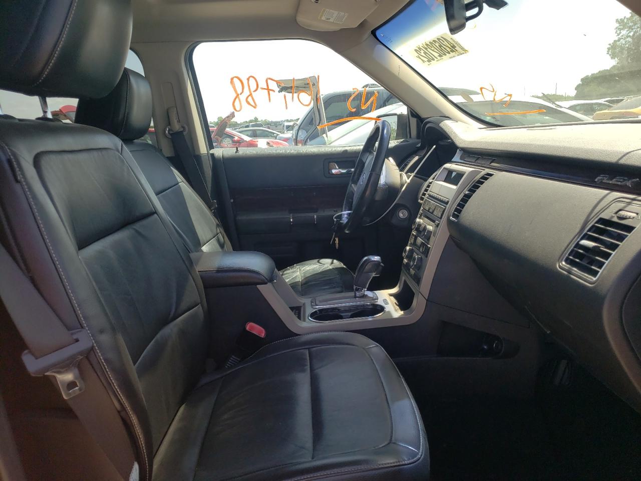 Photo 5 from auction – 2010 FORD FLEX SEL with VIN 2FMHK6CC5ABA39099