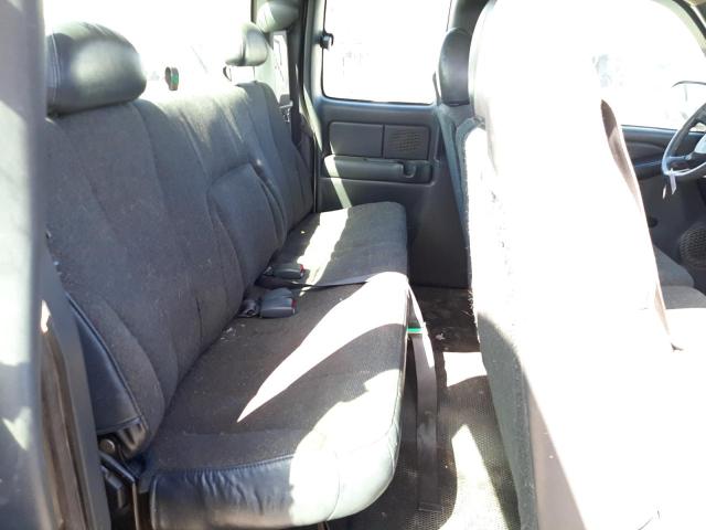 Photo 8 from auction – 2001 CHEVROLET SILVERADO with VIN 1GCEK19T51E276519
